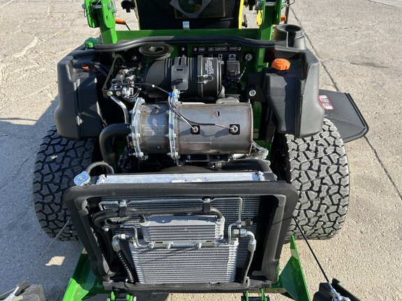 2025 John Deere Z997R Mower/Zero Turn