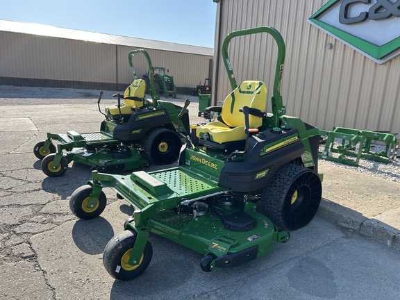 2025 John Deere Z997R Mower/Zero Turn