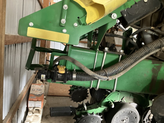 2018 John Deere 1775NT Planter