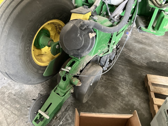2018 John Deere 1775NT Planter