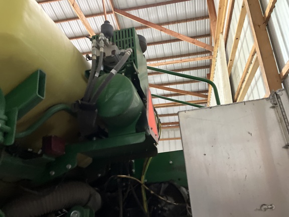 2018 John Deere 1775NT Planter