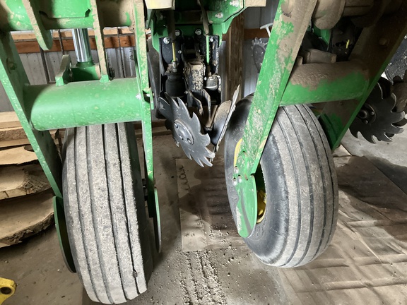 2018 John Deere 1775NT Planter