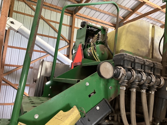 2018 John Deere 1775NT Planter