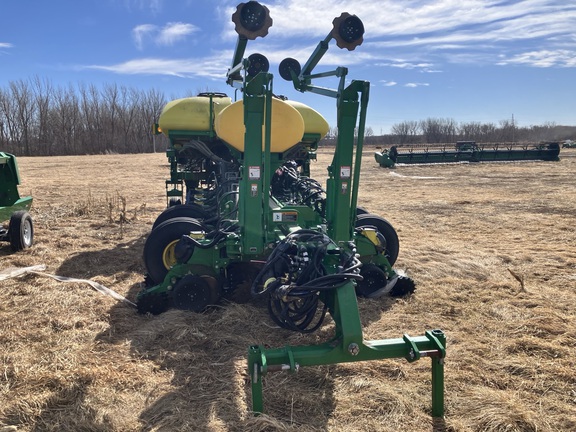 2018 John Deere 1775NT Planter
