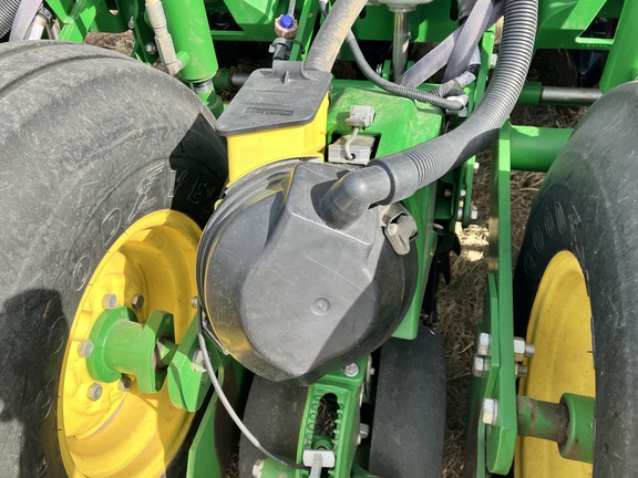 2018 John Deere 1775NT Planter