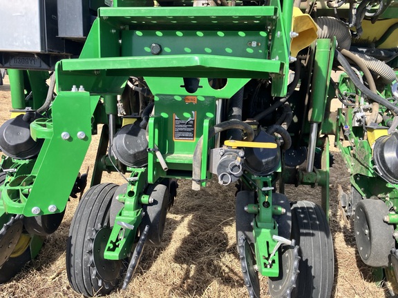 2018 John Deere 1775NT Planter