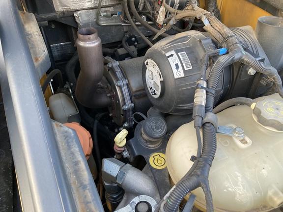 2019 John Deere 320G Skid Steer Loader