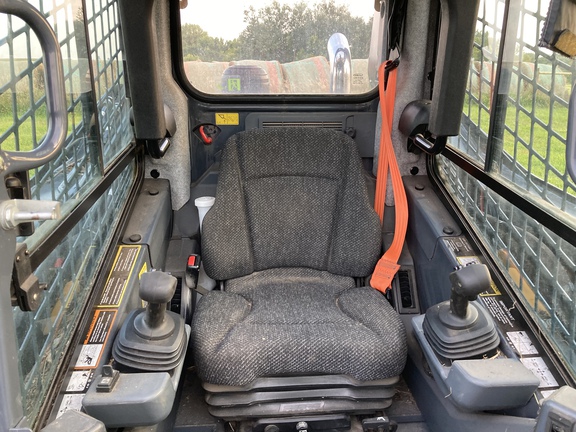 2019 John Deere 320G Skid Steer Loader