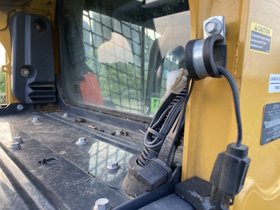 2019 John Deere 320G Skid Steer Loader