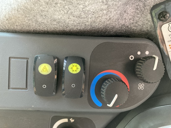 2019 John Deere 320G Skid Steer Loader