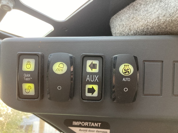 2019 John Deere 320G Skid Steer Loader