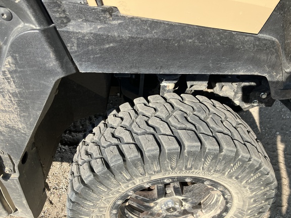 2023 John Deere XUV 835M ATV