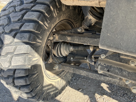 2023 John Deere XUV 835M ATV