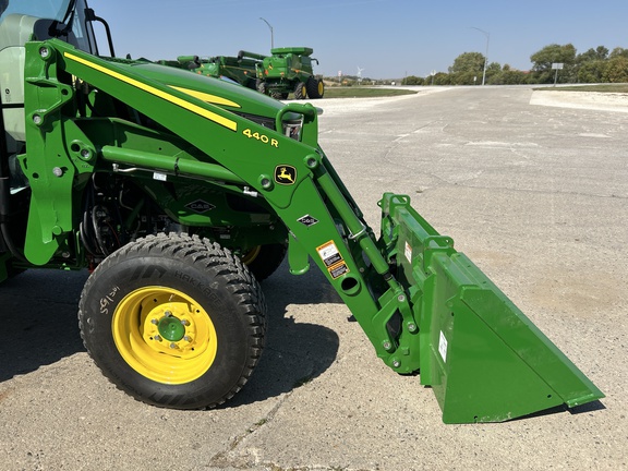 2025 John Deere 440R Loader