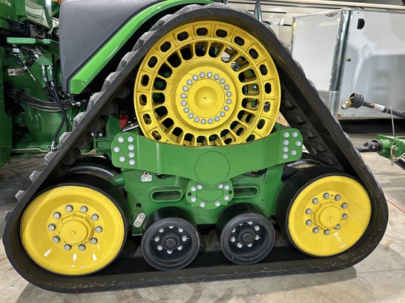 2024 John Deere 9RX 640 Tractor Rubber Track
