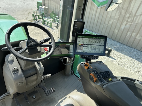 2024 John Deere 9RX 640 Tractor Rubber Track
