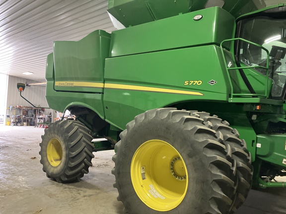 2024 John Deere S770 Combine
