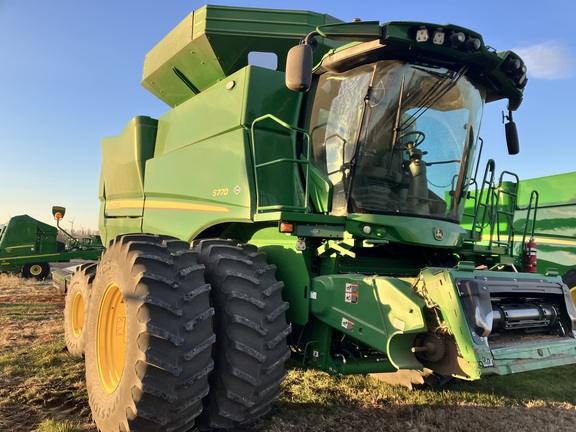 2024 John Deere S770 Combine