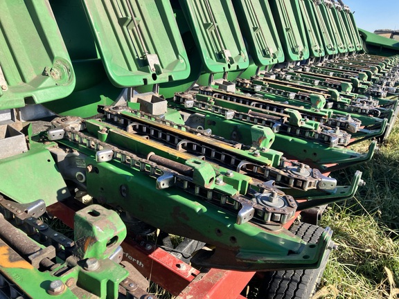 2011 John Deere 612C StalkMaster Header Corn Head