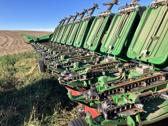 2011 John Deere 612C StalkMaster Header Corn Head