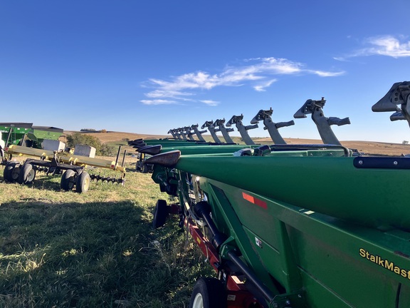 2011 John Deere 612C StalkMaster Header Corn Head