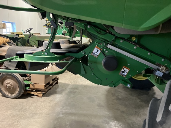 2023 John Deere S780 Combine