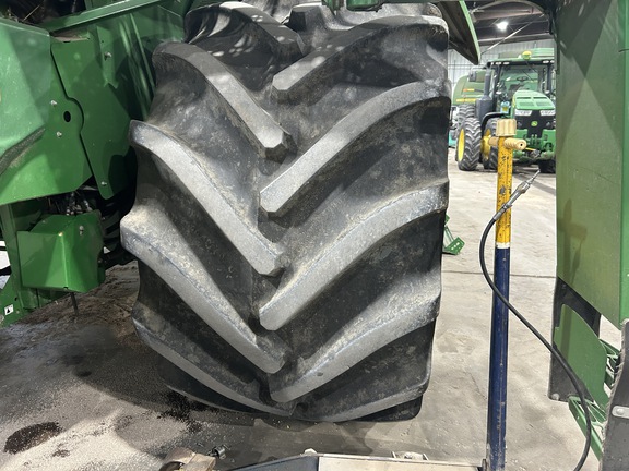 2023 John Deere S780 Combine