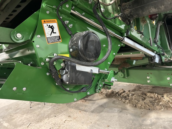 2023 John Deere S780 Combine