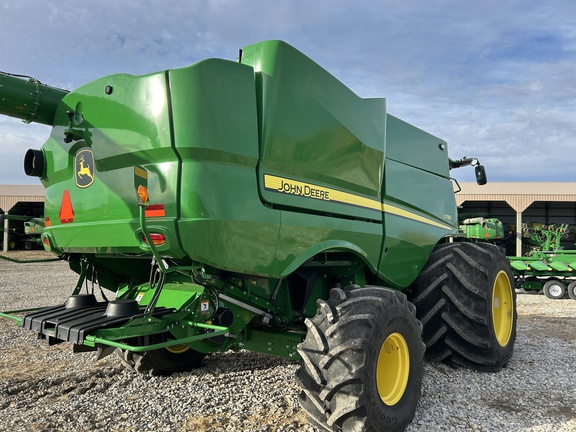 2023 John Deere S780 Combine