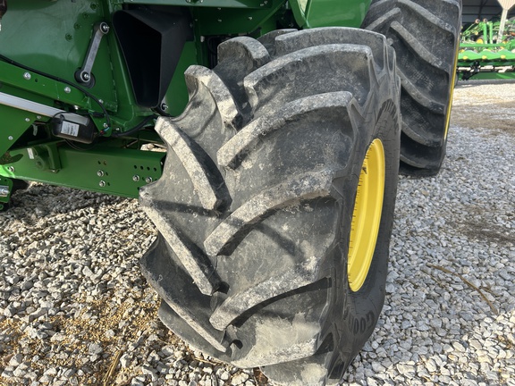 2023 John Deere S780 Combine