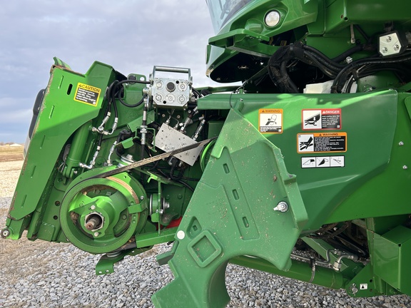 2023 John Deere S780 Combine