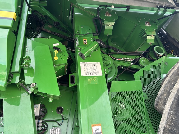2023 John Deere S780 Combine