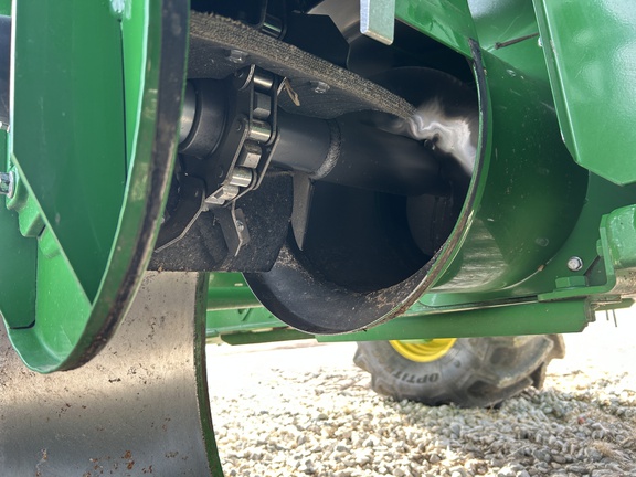 2023 John Deere S780 Combine