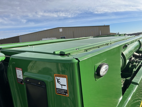 2023 John Deere S780 Combine