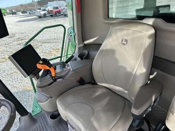 2023 John Deere S780 Combine