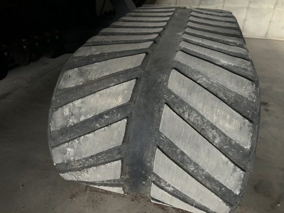 Kinze 1421 Grain Cart