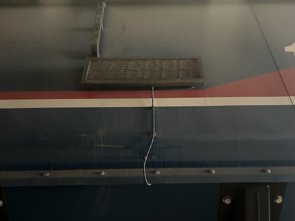 Kinze 1421 Grain Cart