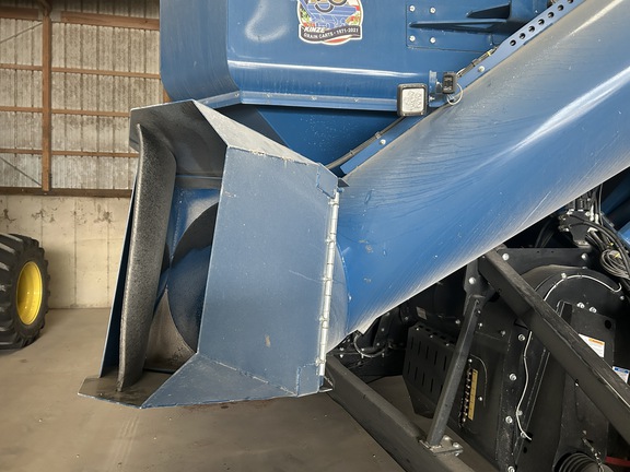 Kinze 1421 Grain Cart