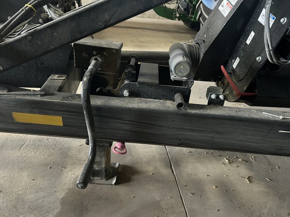 Kinze 1421 Grain Cart