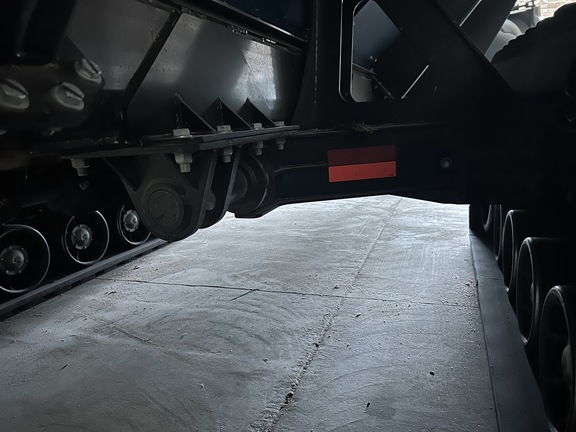 Kinze 1421 Grain Cart