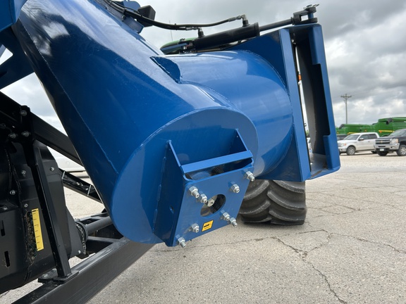 Kinze 1421 Grain Cart