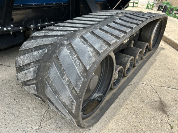 Kinze 1421 Grain Cart