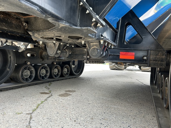 Kinze 1421 Grain Cart