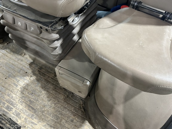 2014 John Deere 8345R Tractor