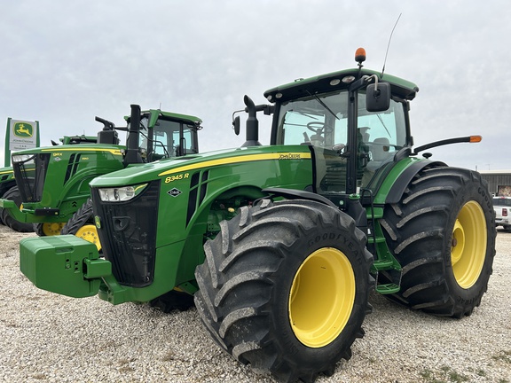 2014 John Deere 8345R Tractor