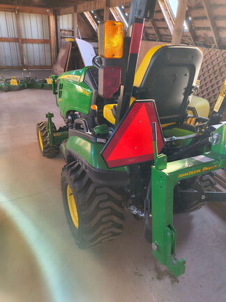 2023 John Deere 1025R Tractor Compact