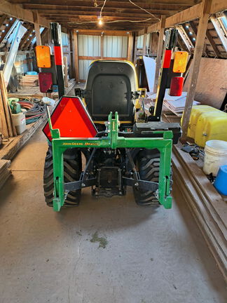 2023 John Deere 1025R Tractor Compact