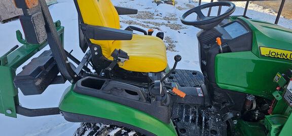 2023 John Deere 1025R Tractor Compact