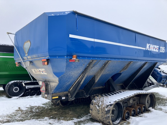 2019 Kinze 1305 Grain Cart