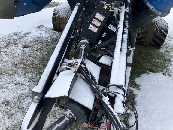 2019 Kinze 1305 Grain Cart